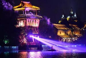 【重磅】今晚，國際光影藝術節(jié)點燈儀式在天鵝湖濕地公園舉行！