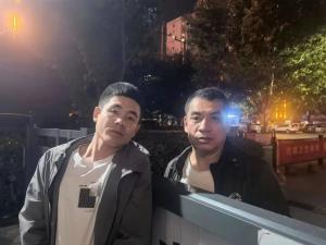 市文旅集團(tuán)一線戰(zhàn)“疫”之：古有木蘭替父從軍，今有老翁代子抗“疫”——集團(tuán)員工父子王小強(qiáng)、王浩的抗“疫”故事